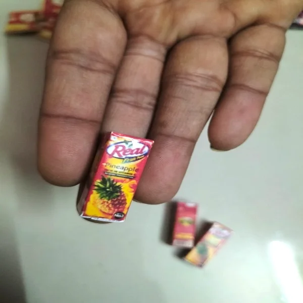 real-fruit-powder-pineapple-miniature Real Fruit Powder Pineapple Miniature Collectible Grocery Pack