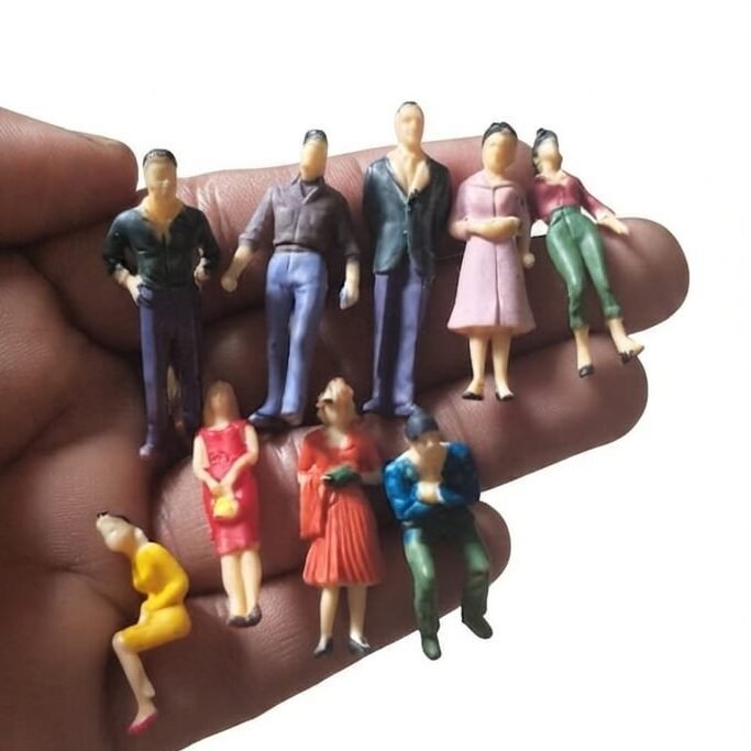 2026/03/1001736304.jpg Human Miniature Figurine – Lifelike Character for Dioramas - Image 1