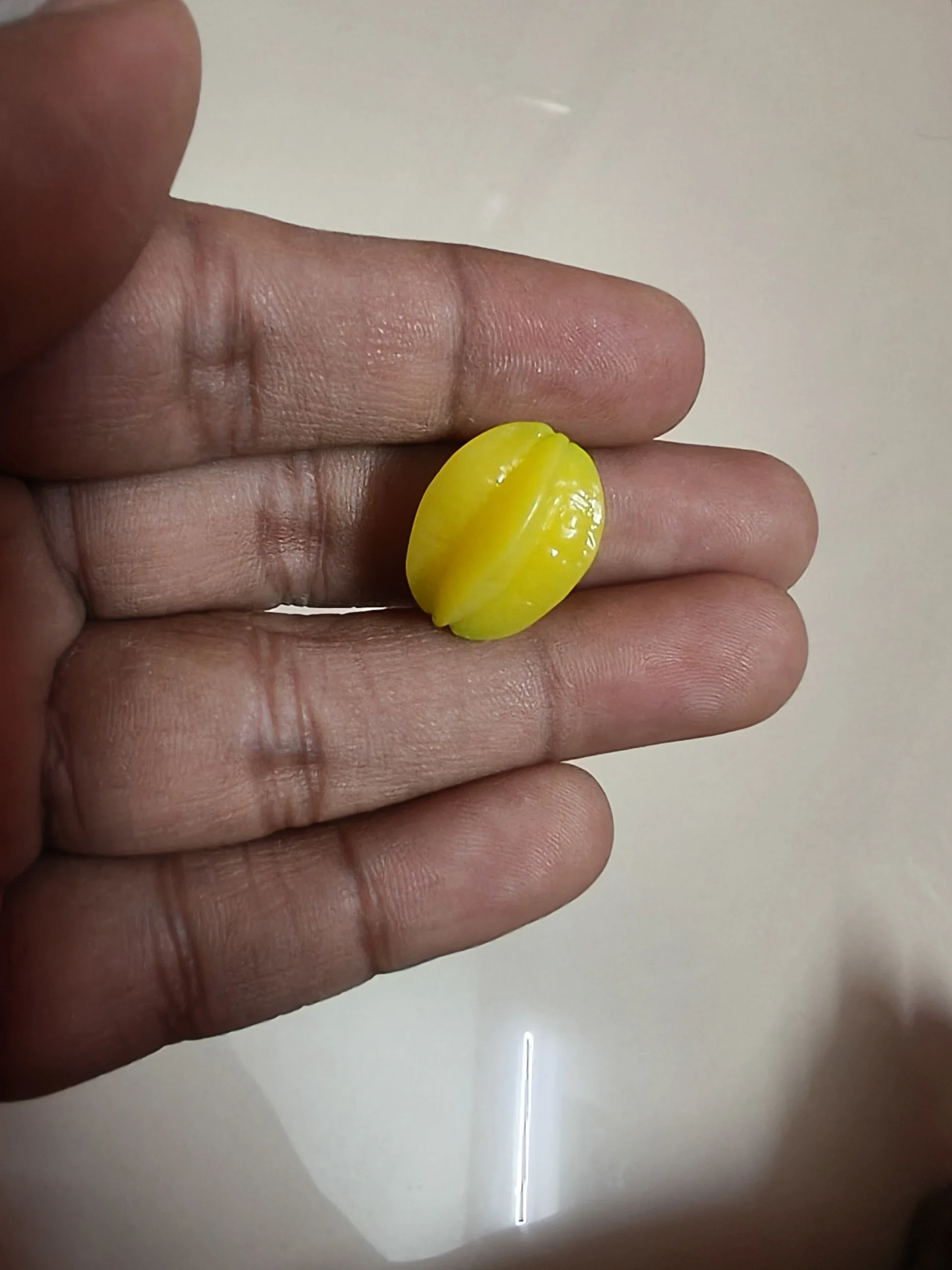 Miniature-fruits-and-vegetables-28 Highly detailed miniature yellow lemon fruit figurine product for dollhouse kitchen and tiny food displays.