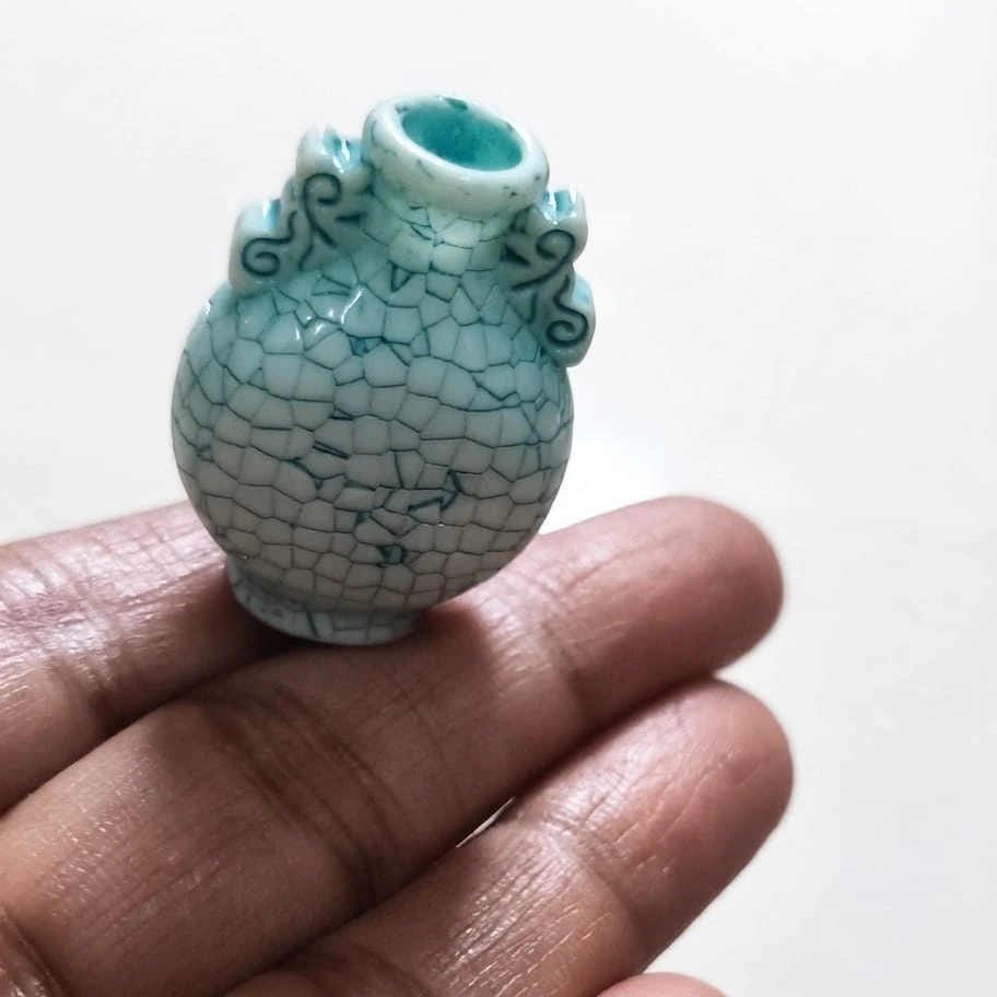 Blue-Miniature-Vase-with-Crackle-Glaze Blue miniature vase product with crackle glaze, ideal for dollhouse or miniature scene enhancement.
