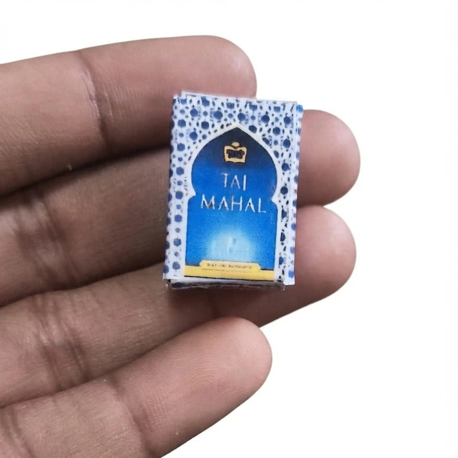 Taj-Mahal-Tea-Miniature-Box This miniature product depicts a realistic Taj Mahal Tea box, ideal for dollhouse scenes or tiny collections.